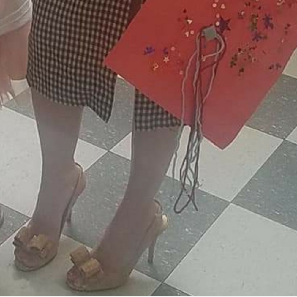 Kate Spade sz 6 natural Cork bow & purse  NEW $600 - Picture 9 of 9